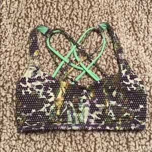 Lululemon cross back sports bra size 6